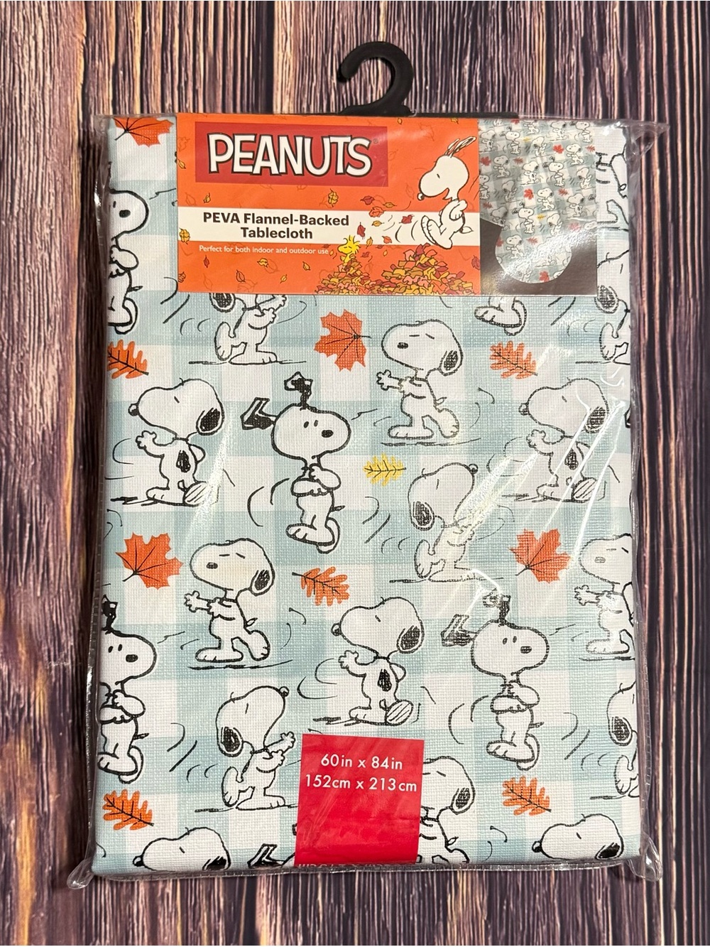 NWT Peanuts Light Blue and White  Snoopy Fall Leaves PEVA Tablecloth